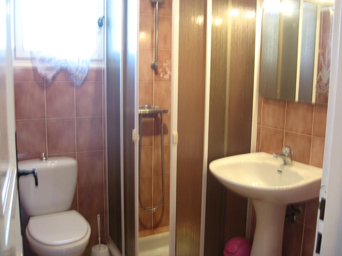 Apartamento rez de chaussé La Londe-les-Maures Exterior foto