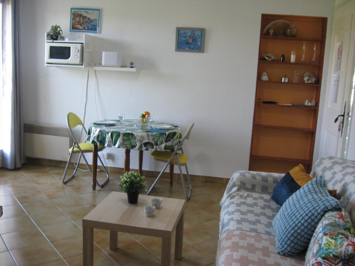 Apartamento rez de chaussé La Londe-les-Maures Exterior foto