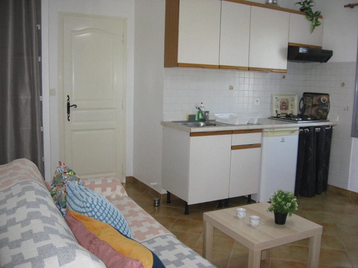 Apartamento rez de chaussé La Londe-les-Maures Exterior foto